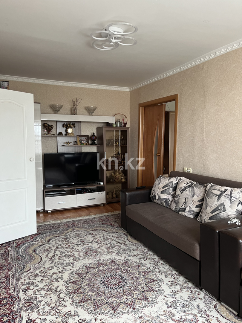 Продажа 4-комнатной квартиры, 63.6 м², мкр-н 15, дом  6 в Караганде - фото 7