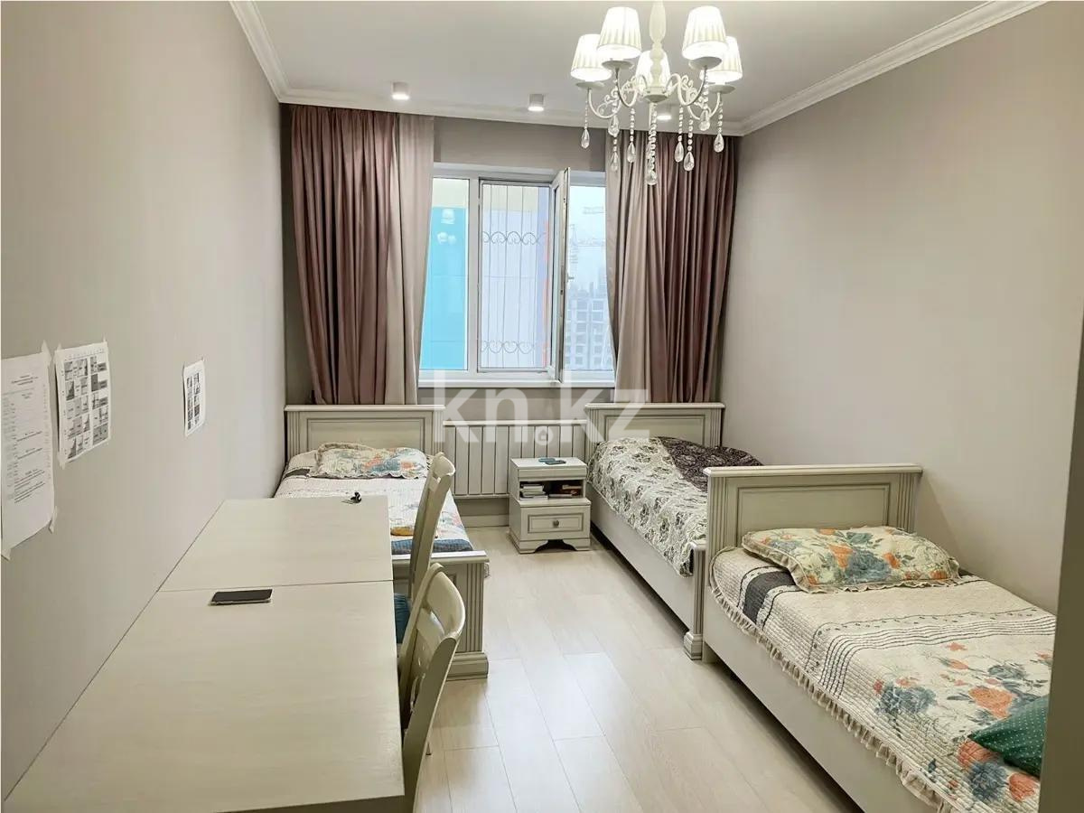 Продажа 3-комнатной квартиры, 84.4 м², ул. Сатпаева, дом  90/66 в Алматы - фото 3