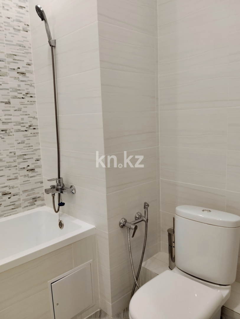 Аренда 2-комнатной квартиры, 66 м², пр. Райымбека, дом  210/7 - ул. Ауэзова в Алматы - фото 16