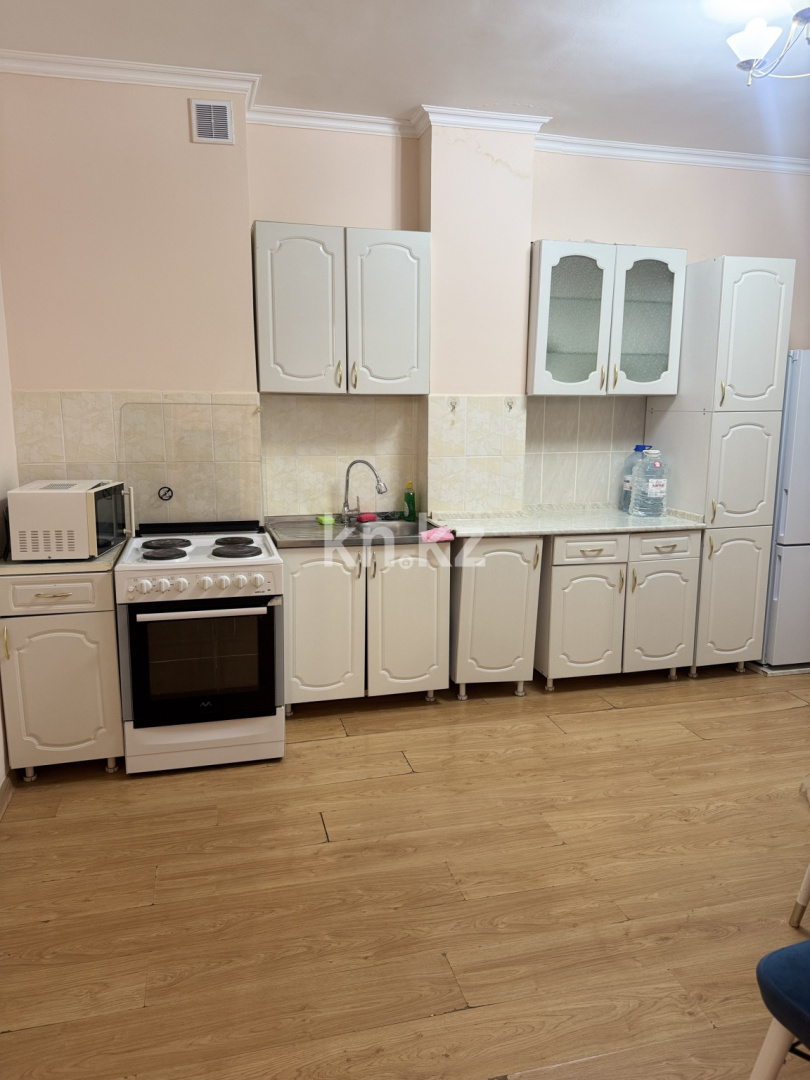 Аренда 2-комнатной квартиры посуточно, 67 м², ул. Сауран, дом  3/1 - ул. Сауран в Астане - фото 3