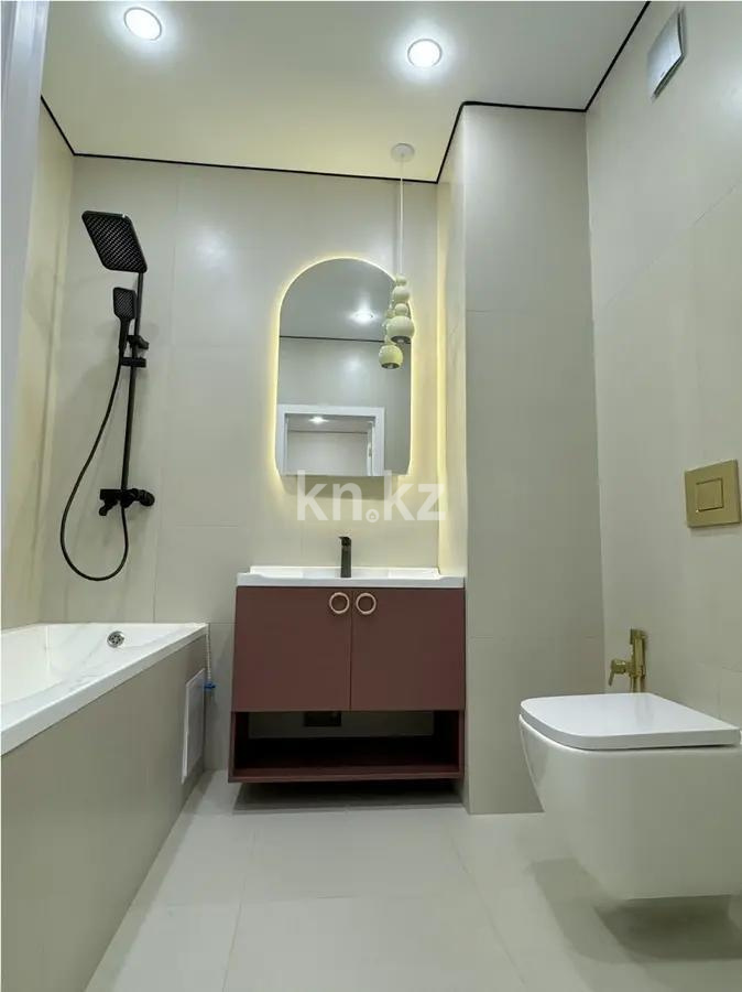 Продажа 2-комнатной квартиры, 63 м², ул. Жургенова, дом  19 в Астане - фото 4