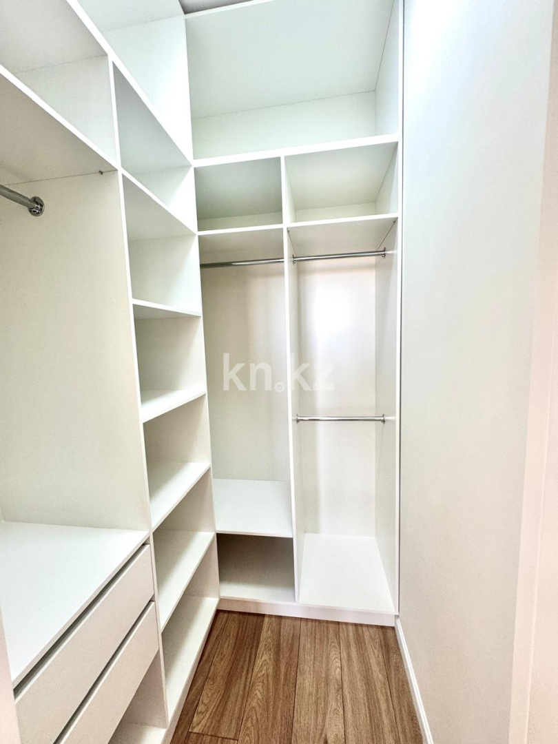 Продажа 2-комнатной квартиры, 60 м², ул. Райымбек батыра, дом  54 в Астане - фото 16