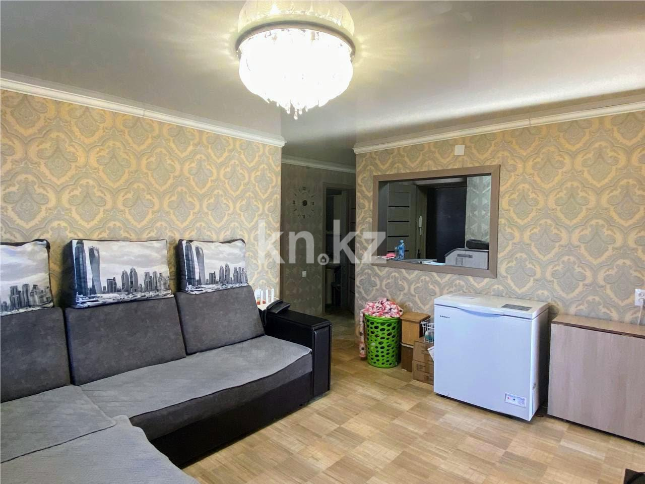 Продажа 3-комнатной квартиры, 56 м², мкр-н Восток-2 в Караганде - фото 2