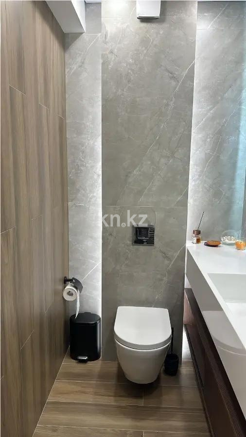 Продажа 3-комнатной квартиры, 82.5 м², 12 мкр., дом  26 в Алматы - фото 4