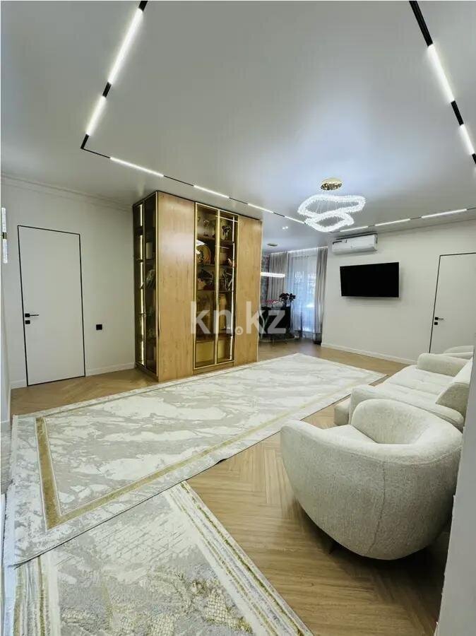 Продажа 4-комнатной квартиры, 98 м² в Алматы