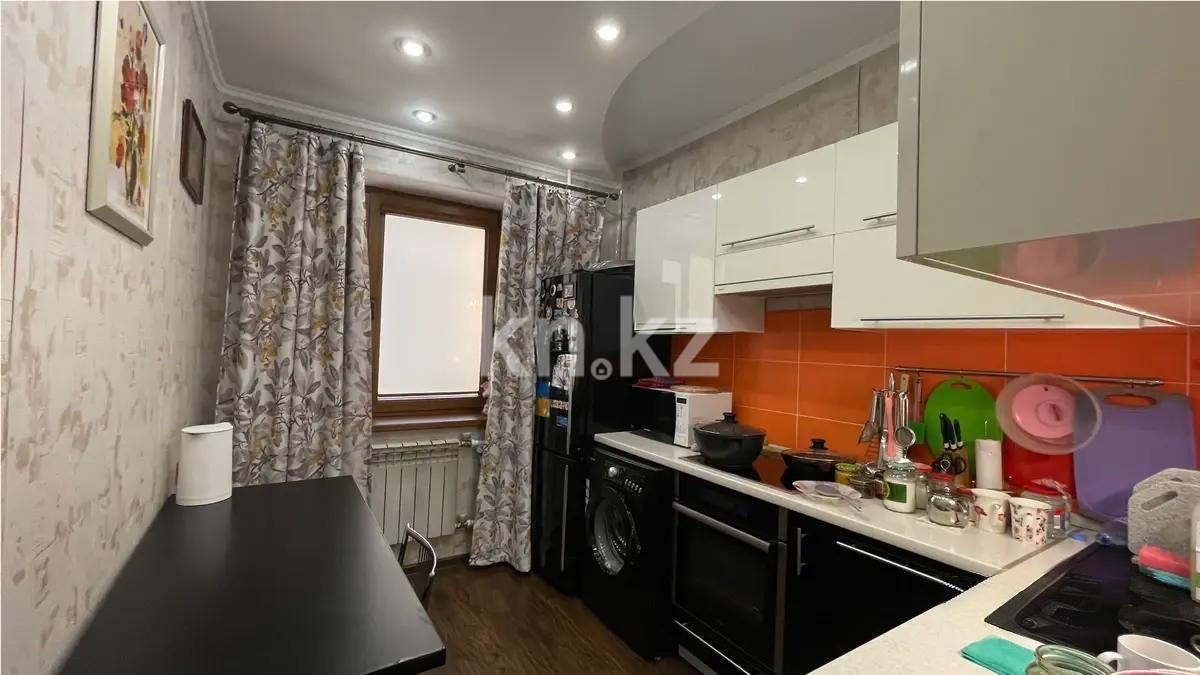 Продажа 3-комнатной квартиры, 68 м², мкр-н Самал-1, дом  31 в Алматы - фото 4