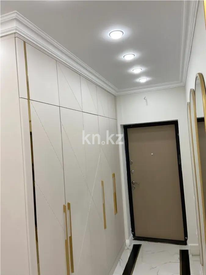 Продажа 3-комнатной квартиры, 65 м², ул. Хусейна бен Талала, дом  28 в Астане - фото 4