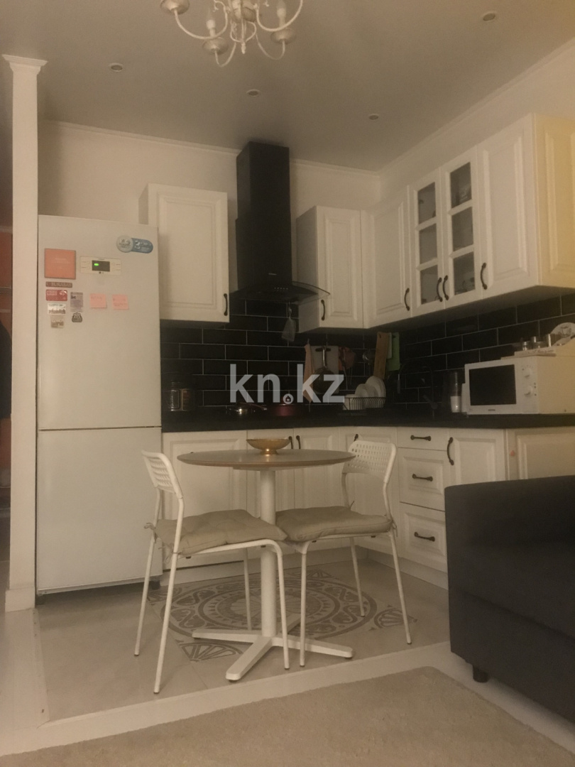 Продажа 2-комнатной квартиры, 45 м², пр. Достык, дом  138 в Алматы - фото 2