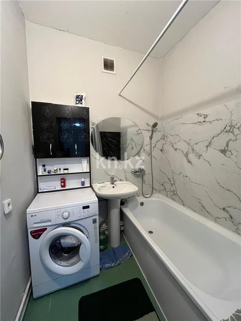 Продажа 2-комнатной квартиры, 68 м² в Караганде - фото 8