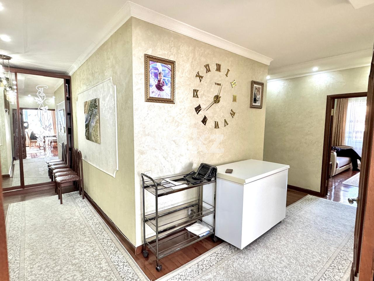 Продажа 4-комнатной квартиры, 140 м², ул. Иманбаевой, дом  7 в Астане - фото 8