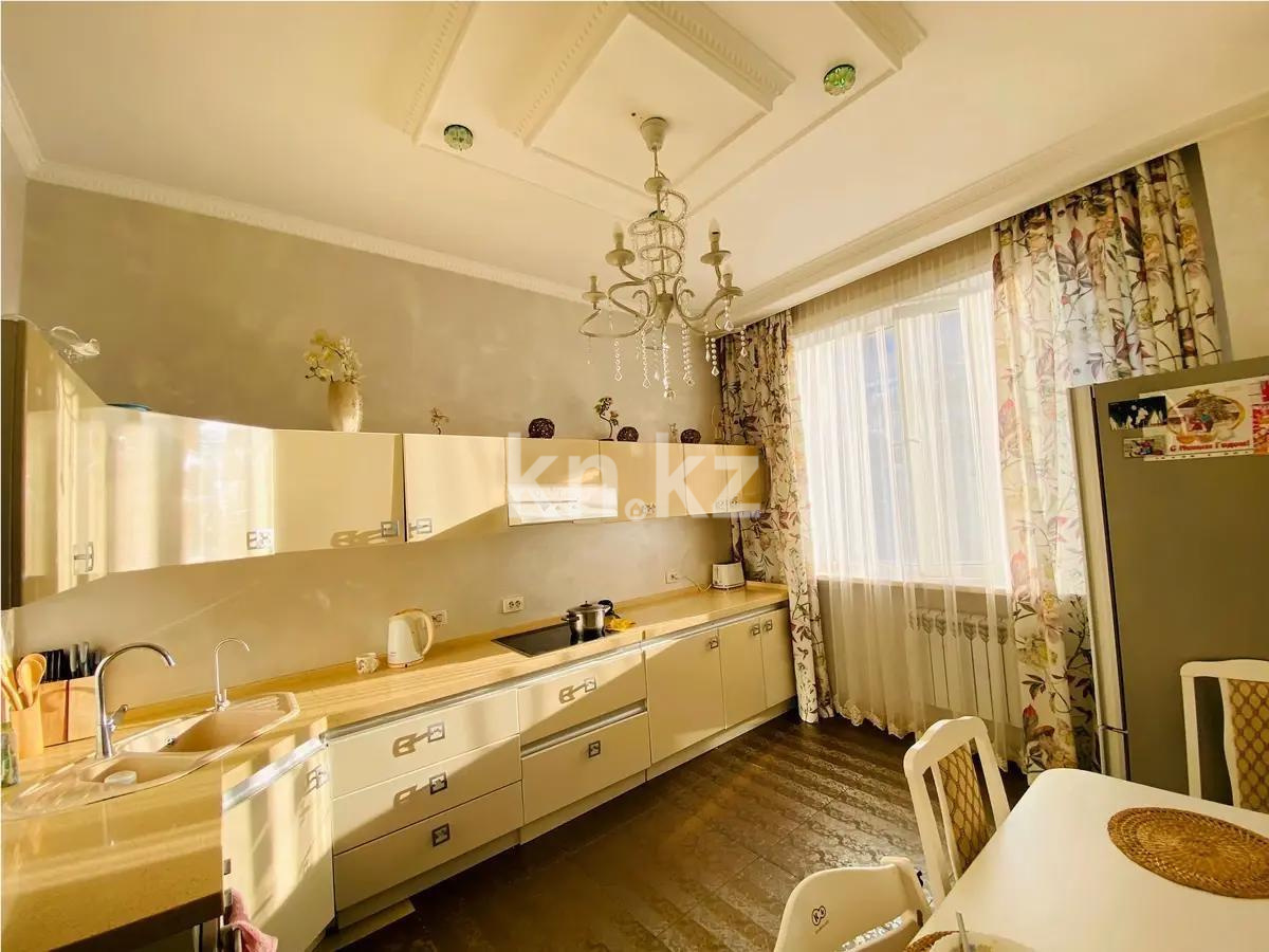 Продажа 2-комнатной квартиры, 90 м², ул. Бокейхана, дом  8 в Астане - фото 3