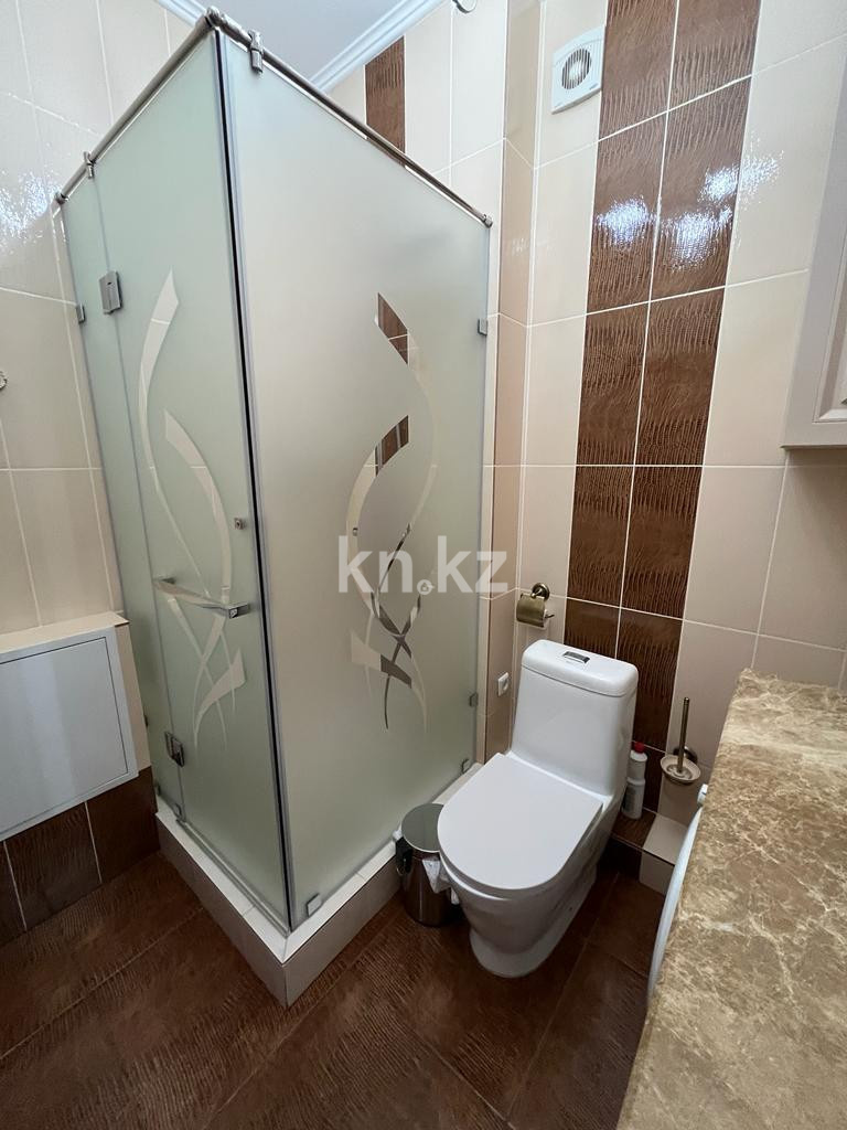 Продажа 4-комнатной квартиры, 135 м², ул. Лободы в Караганде - фото 14