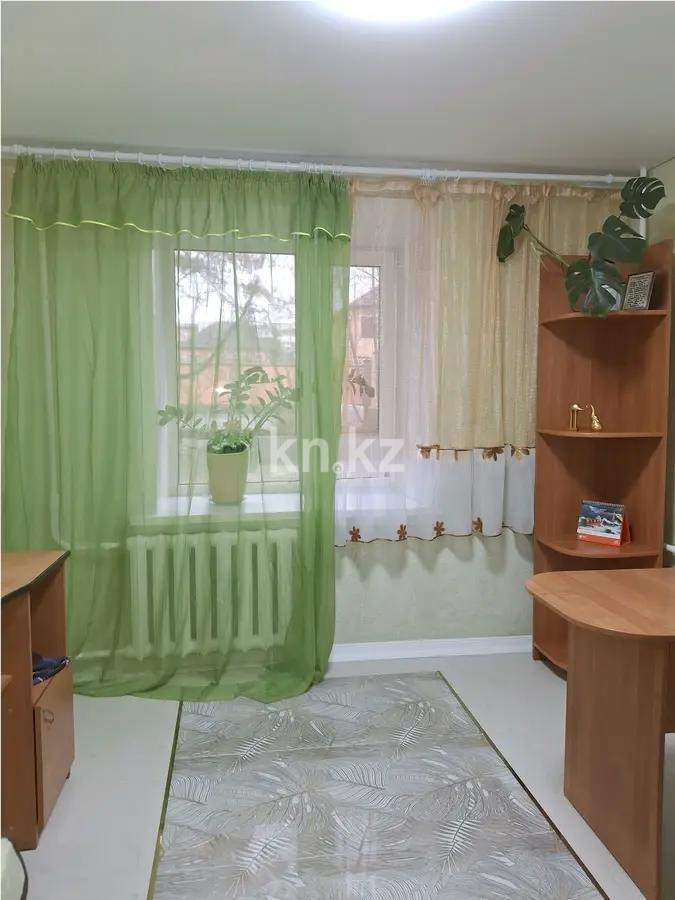 Продажа 1-комнатной квартиры, 40 м², ул. Крылова, дом  60 в Караганде - фото 2