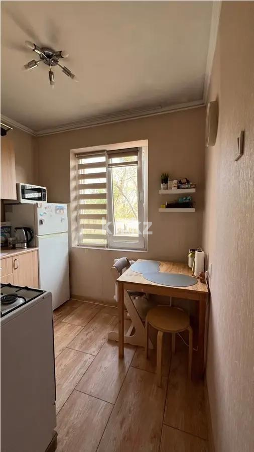 Продажа 1-комнатной квартиры, 30.6 м², 8 мкр., дом  72А в Алматы - фото 2