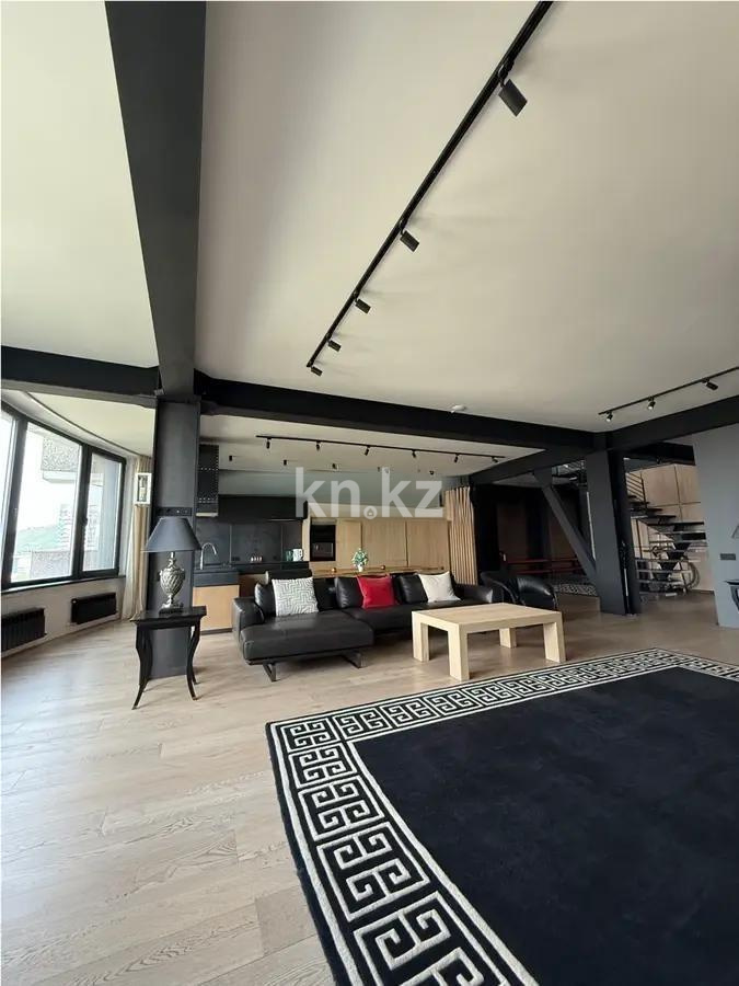 Продажа 4-комнатной квартиры, 320 м², мкр-н Самал-2, дом  58 в Алматы - фото 2