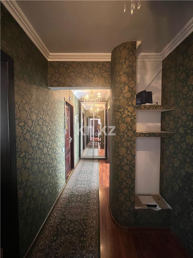 Продажа 4-комнатной квартиры, 84 м², ул. Университетская в Караганде - фото 18