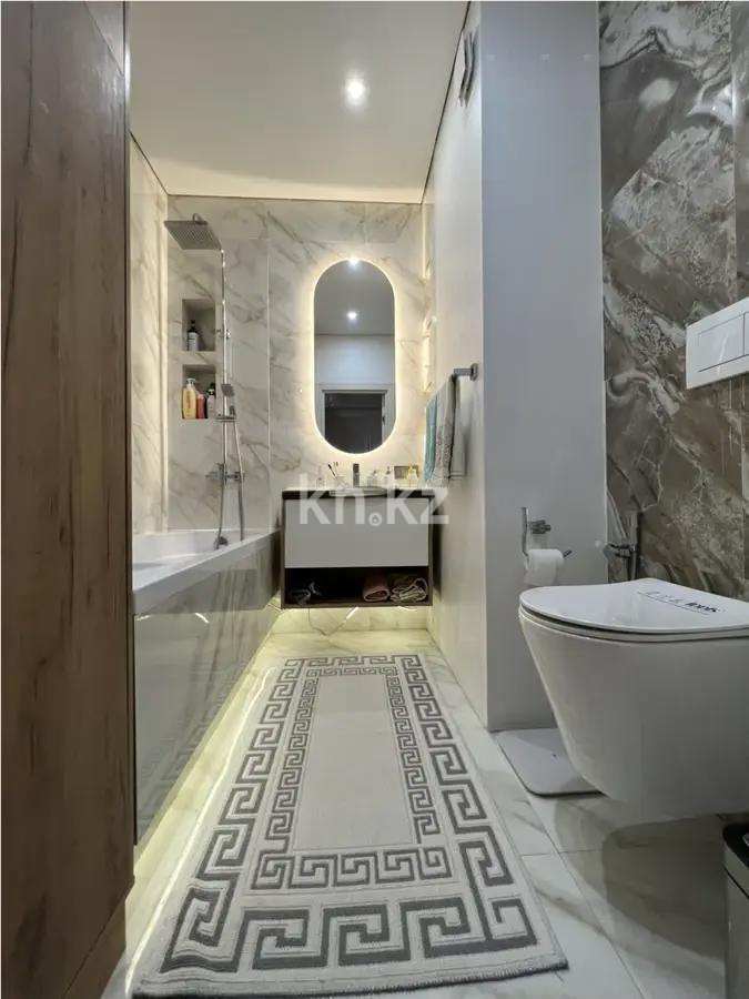 Продажа 2-комнатной квартиры, 75 м², ул. Варламова, дом  27а в Алматы - фото 3