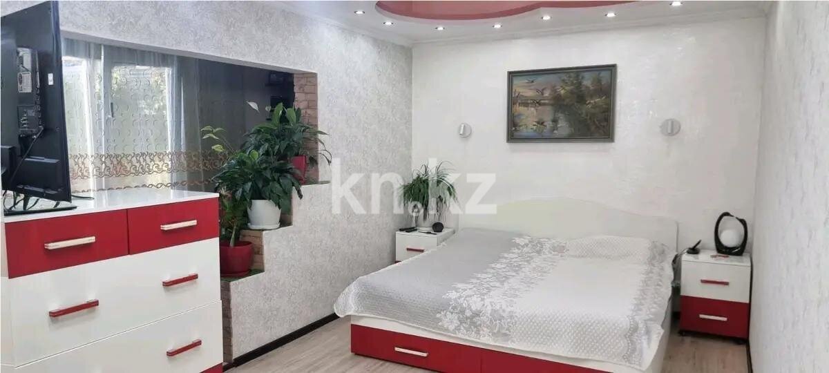 Продажа 3-комнатной квартиры, 96.7 м² в Алматы - фото 2