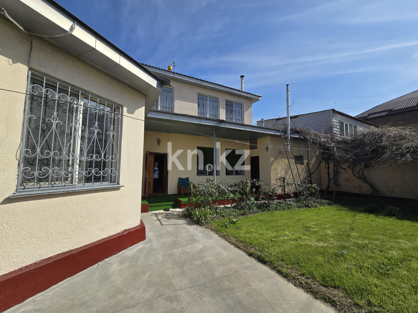 Продажа 8-комнатного дома, 198 м² в Шымкенте - фото 3