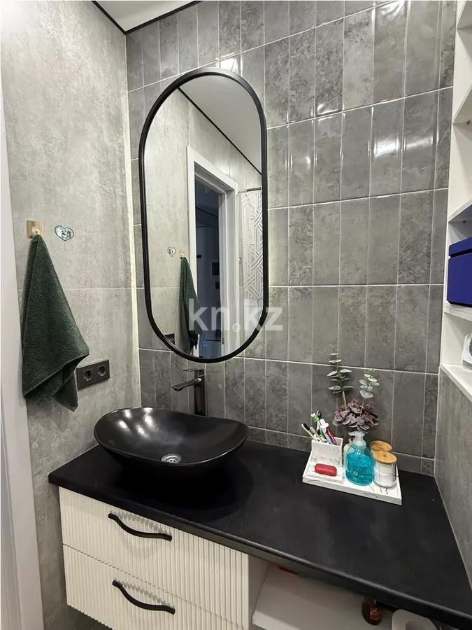 Продажа 2-комнатной квартиры, 42 м², ул. Утепова, дом  31 в Алматы - фото 4