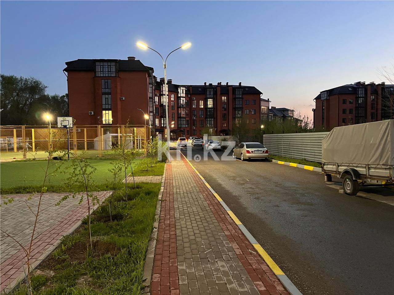 Продажа 4-комнатной квартиры, 151 м², ул. Ботаническая в Караганде - фото 45