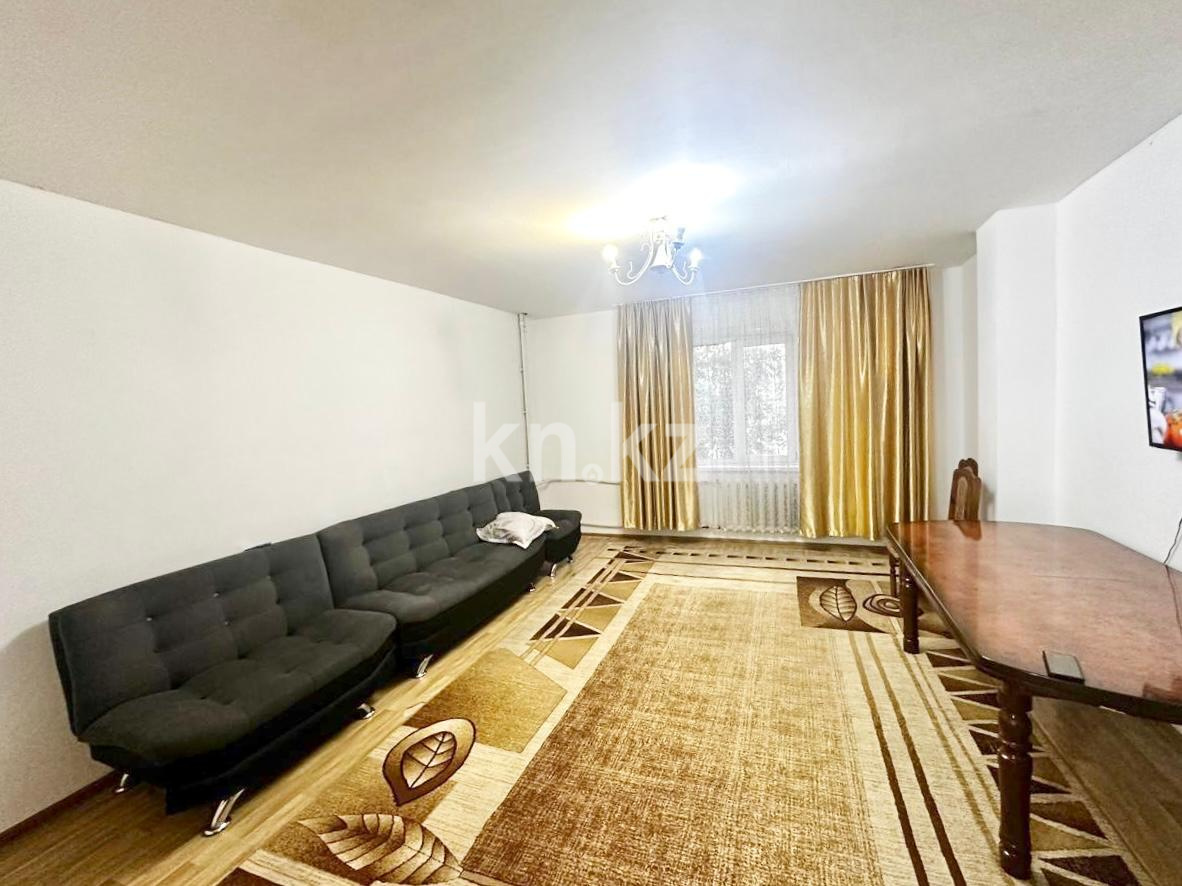 Продажа 3-комнатной квартиры, 94 м², мкр. Голубые Пруды в Караганде