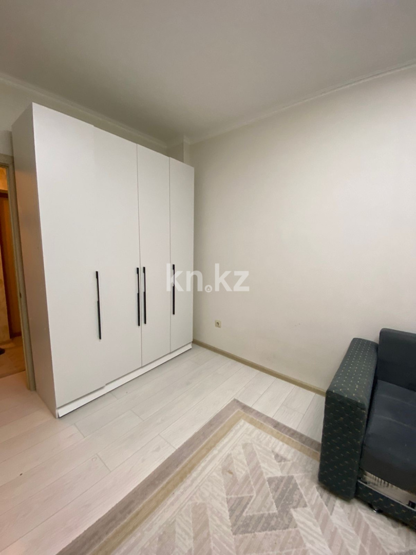 Аренда 1-комнатной квартиры, 40 м², ул. Аль-Фараби, дом  34 в Астане - фото 3