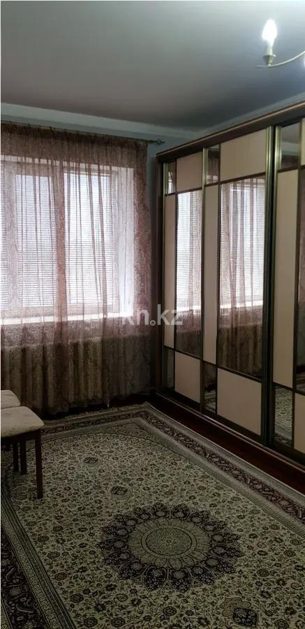 Продажа 1-комнатной квартиры, 35 м², пр. Абылай хана, дом  5/3 в Астане