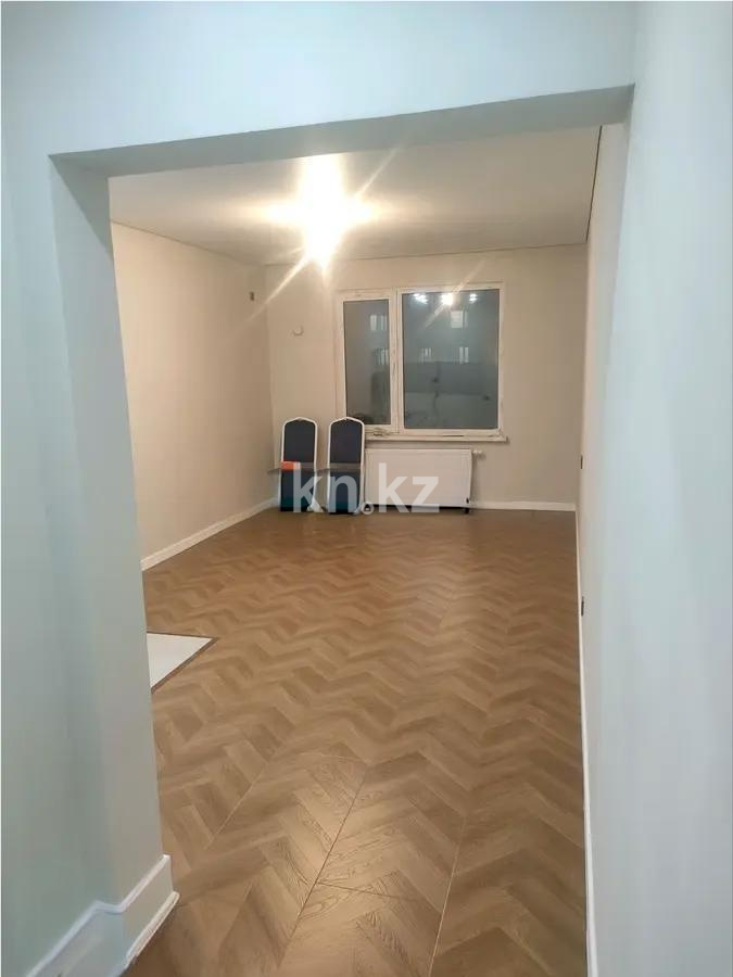 Продажа 2-комнатной квартиры, 42 м², ул. Хусейна бен Талала, дом  37 в Астане