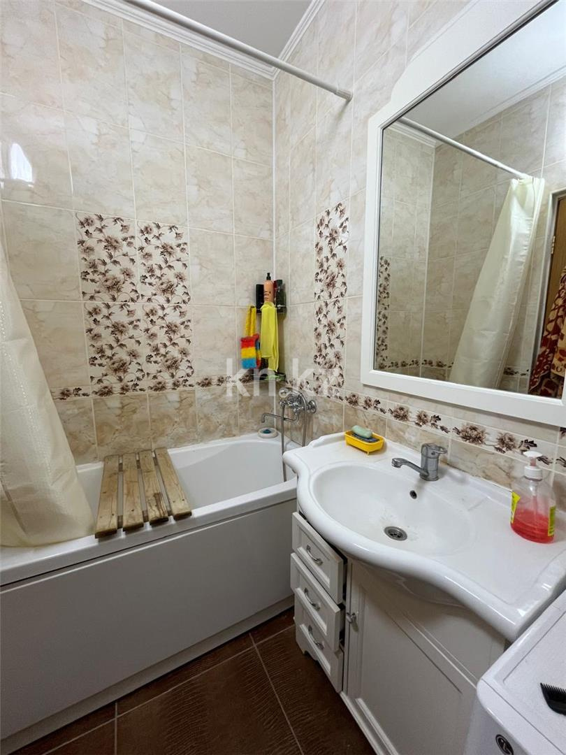 Продажа 3-комнатной квартиры, 75 м², ул. Жамбыла в Караганде - фото 13