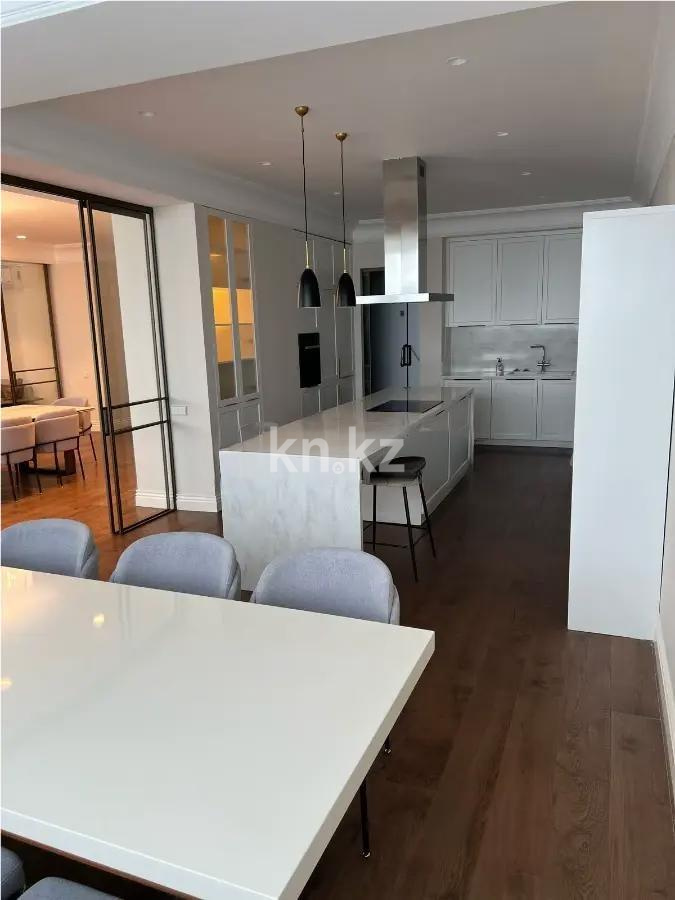 Продажа 5-комнатной квартиры, 286.6 м², пр. Туран, дом  37/9 в Астане - фото 4