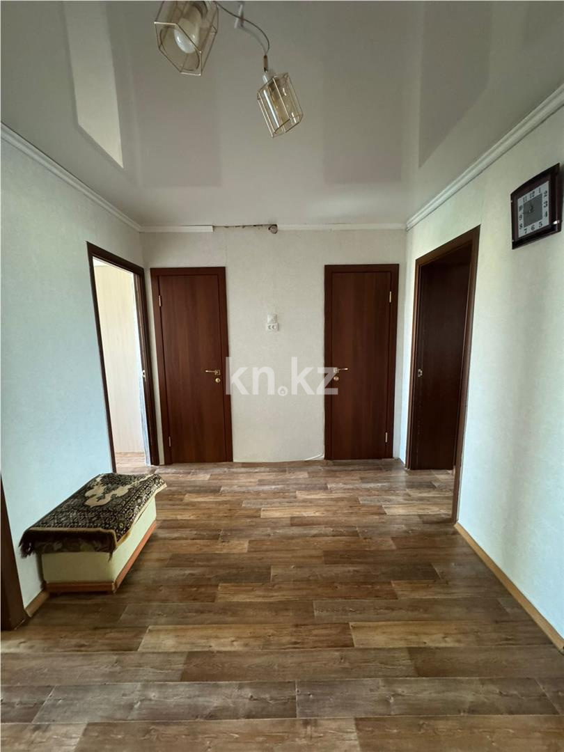 Продажа 3-комнатной квартиры, 67 м², мкр-н Восток-3 в Караганде - фото 10