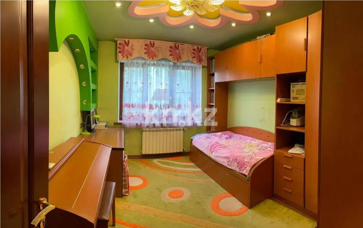 Продажа 5-комнатной квартиры, 130 м², ул. Курмангазы, дом  32 в Алматы - фото 6