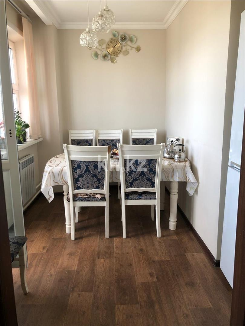 Продажа 5-комнатной квартиры, 75 м², 2 кв-л, дом  24 в Караганде - фото 9