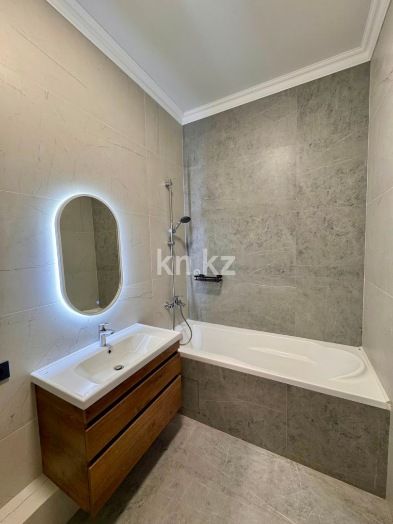 Продажа 3-комнатной квартиры, 83.6 м² в Алматы - фото 16