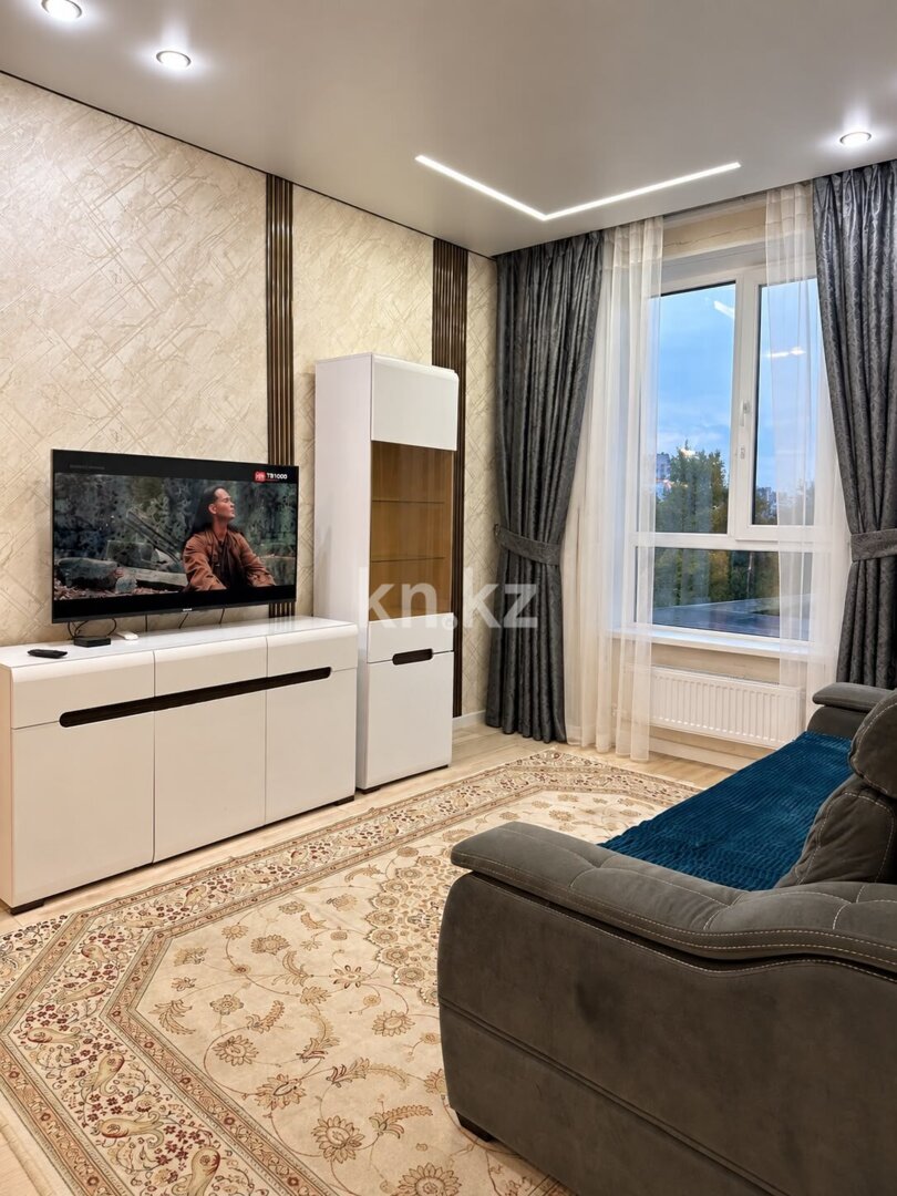 Аренда 4-комнатной квартиры, 100 м² в Алматы