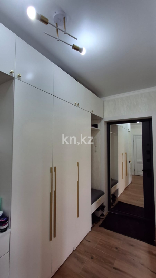 Продажа 2-комнатной квартиры, 81.4 м² в Уральске - фото 20