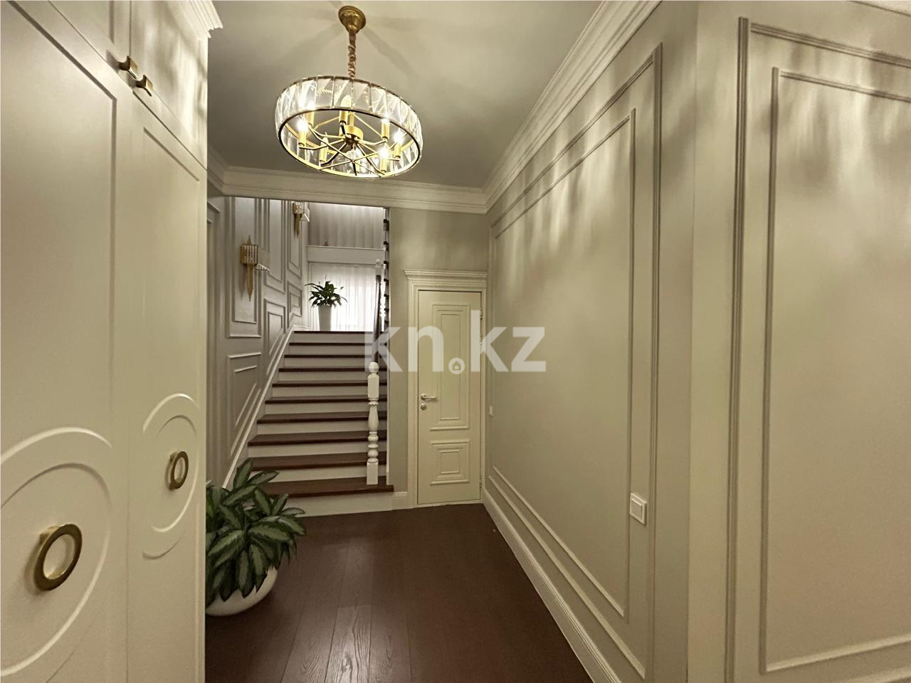 Продажа 5-комнатной квартиры, 223.3 м², ул. Керей, Жанибек хандар в Астане - фото 27