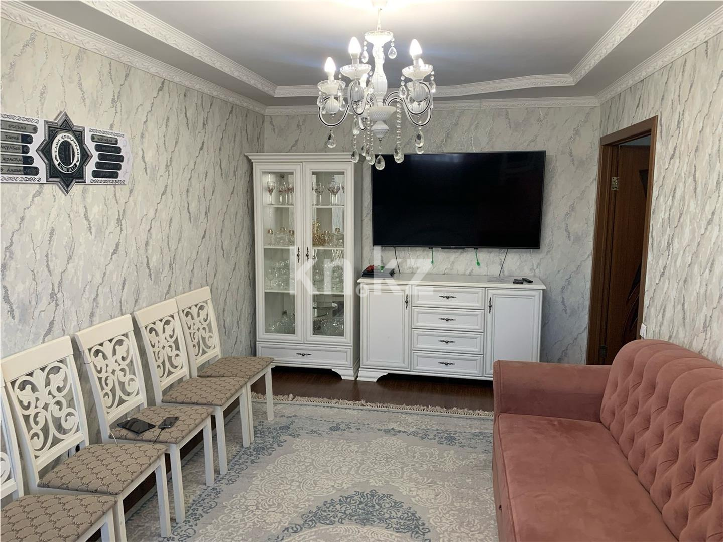 Продажа 5-комнатной квартиры, 99 м², пр. Н. Абдирова, дом  15 в Караганде - фото 3