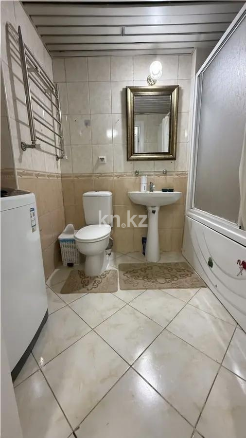 Продажа 2-комнатной квартиры, 68 м² в Алматы - фото 3