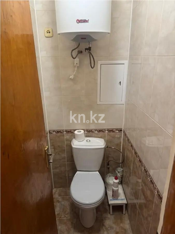 Продажа 3-комнатной квартиры, 82 м², ул. Абая, дом  30 в Караганде - фото 6