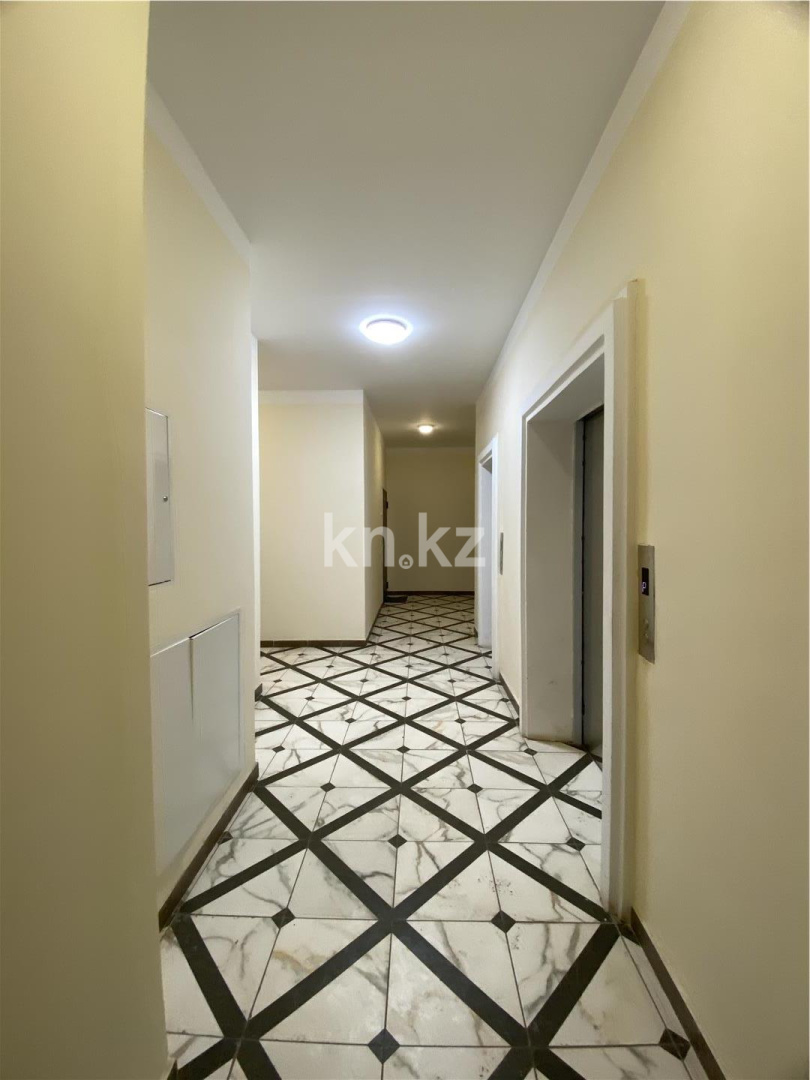 Продажа 4-комнатной квартиры, 135.2 м² в Астане - фото 28