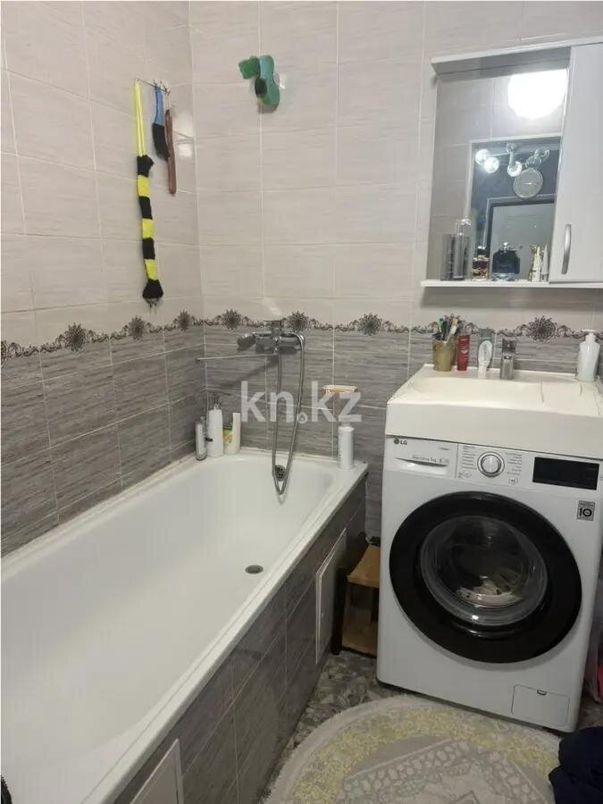 Продажа 2-комнатной квартиры, 65 м² в Алматы - фото 3