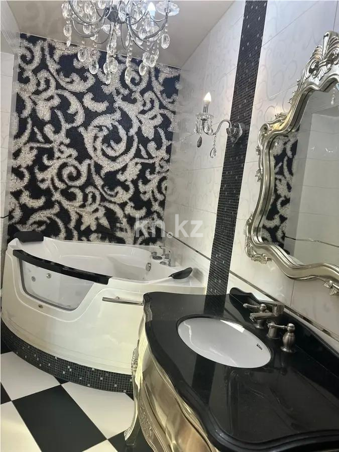 Продажа 4-комнатной квартиры, 180 м², ул. Достык, дом  5 в Астане - фото 7