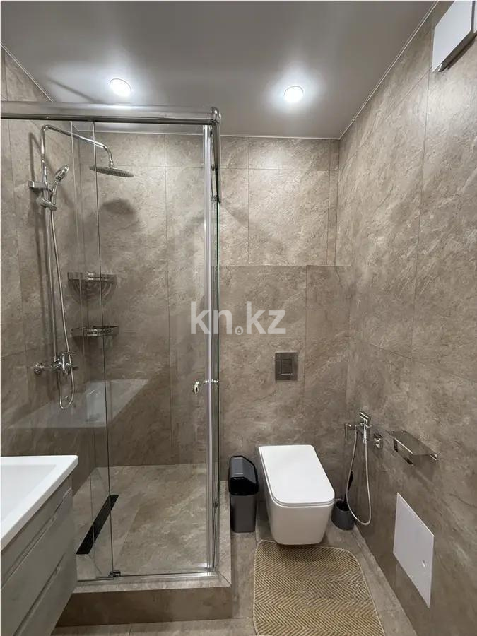 Продажа 1-комнатной квартиры, 40 м², ул. Есенова, дом  160/3 в Алматы - фото 3