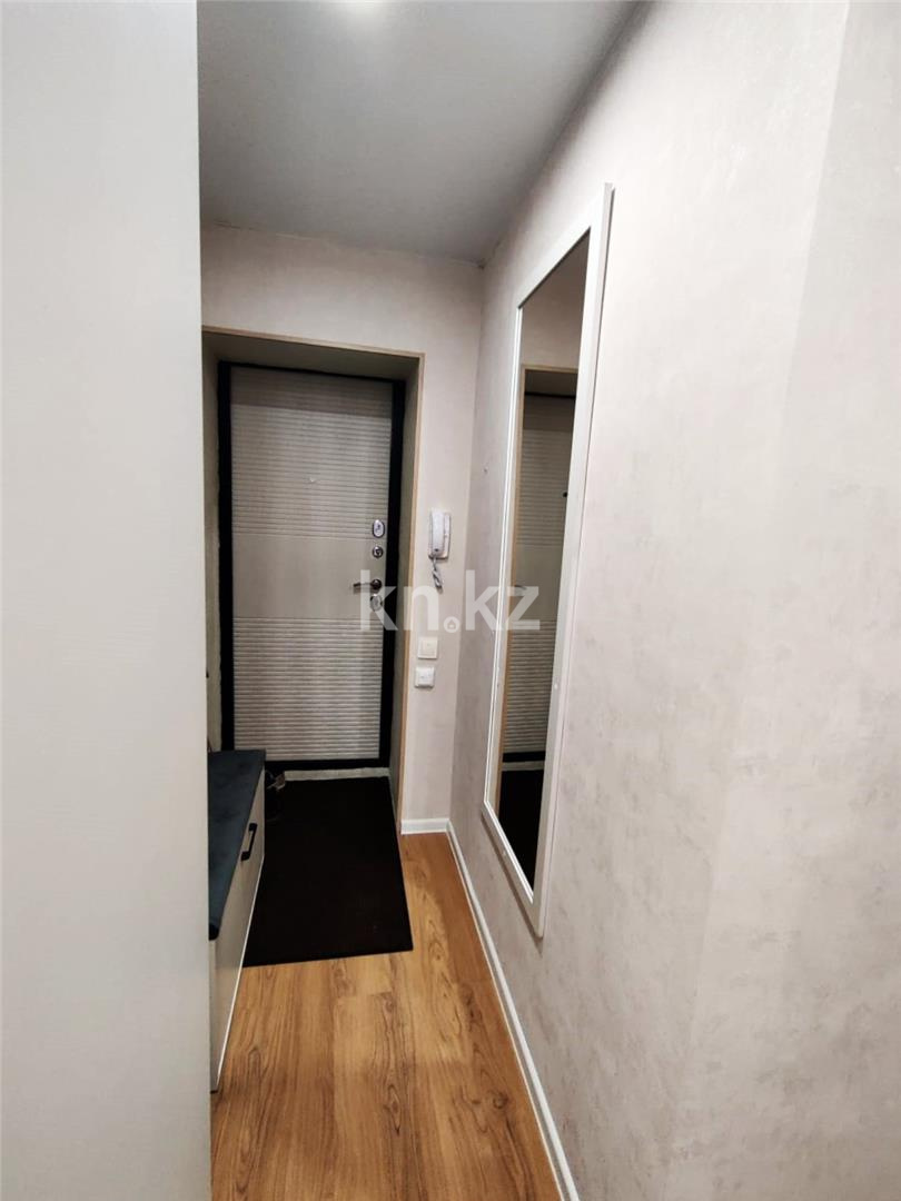 Продажа 3-комнатной квартиры, 65 м², пр. Н. Абдирова, дом  15 в Караганде - фото 6