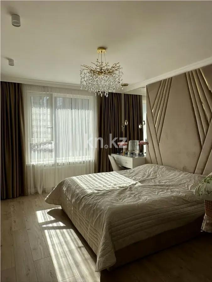 Продажа 3-комнатной квартиры, 110 м², ул. Тургута Озала, дом  194 в Алматы - фото 2