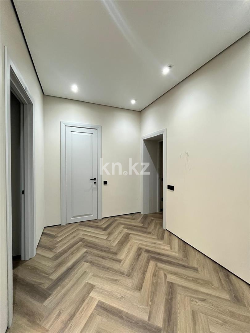 Продажа 3-комнатной квартиры, 100 м², ул. Ашимова, дом  15 в Караганде - фото 17