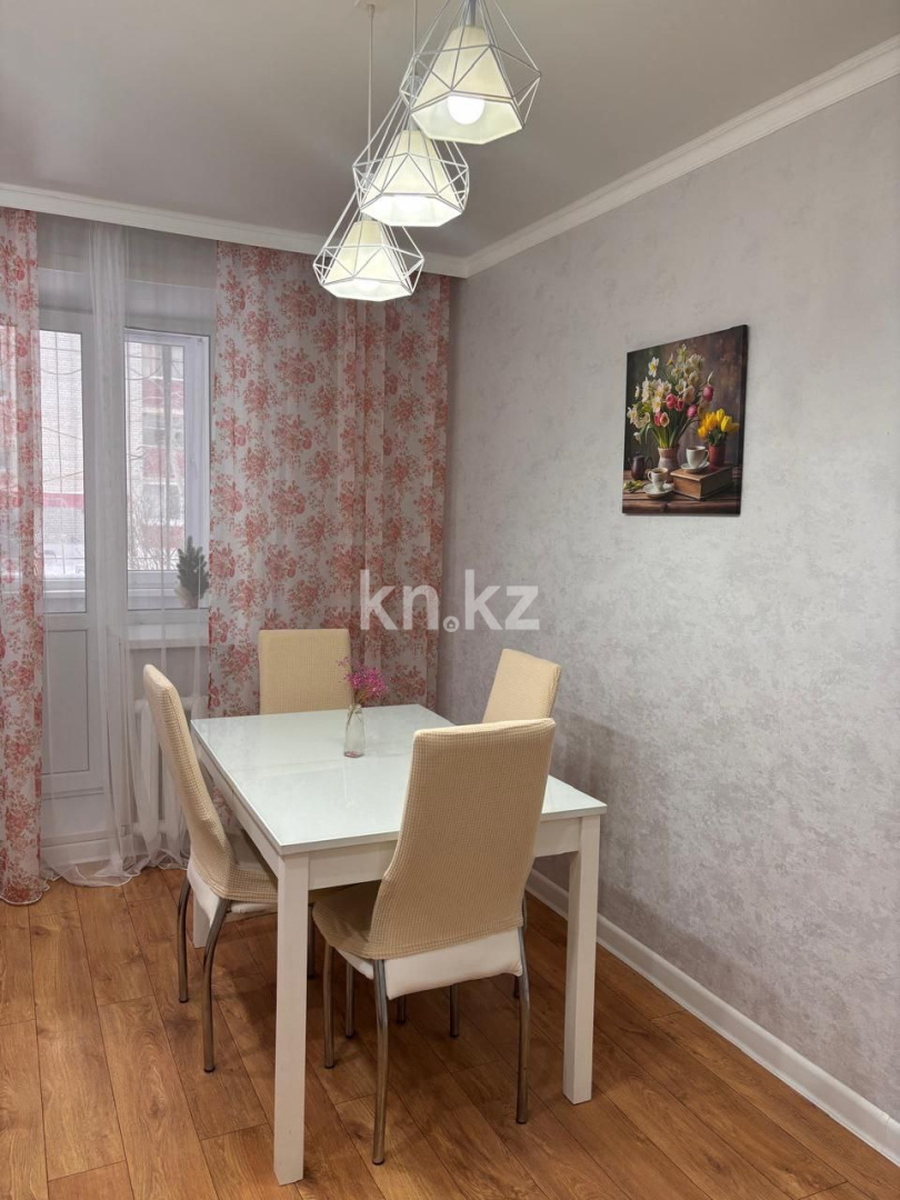 Продажа 2-комнатной квартиры, 57 м², мкр-н Женис в Уральске - фото 5