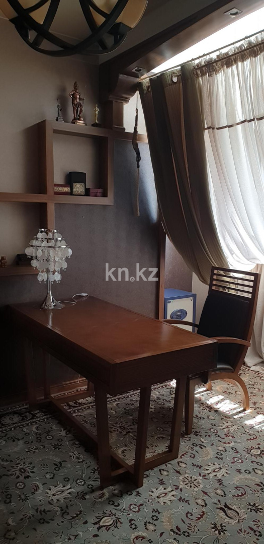 Продажа 7-комнатной квартиры, 227 м², ул. Ерубаева, дом  50/6 в Караганде - фото 5